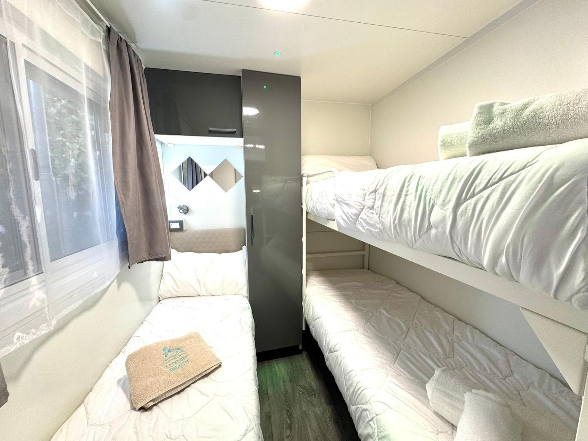 Luxury Caravan At Union Lido Cavallino-Treporti Bagian luar foto